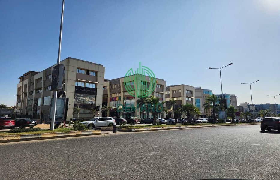 Office 73 sqm fuly finished for rent in Exite 14 Mall in the heart of el sheikh zayed directly on el shabab st – pohled 2