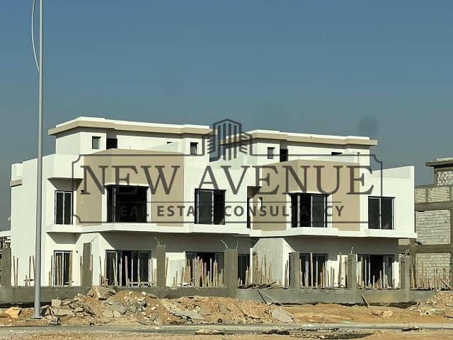 Below Market price Townhouse middle with perfect location Delivery 2026 for sale in Il Bosco City in Mostakbal City - Widok 2