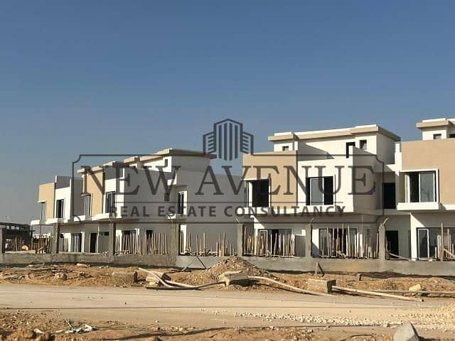 Below Market price Townhouse middle with perfect location Delivery 2026 for sale in Il Bosco City in Mostakbal City - Widok 5