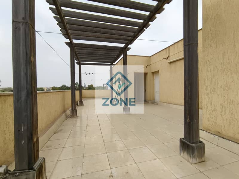 A palace for sale in a prime location in Madinaty, with an excellent land area. - Mai multe