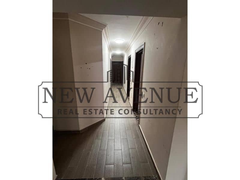 Apartment Ready to move Fully finished very Prime Locatio In Almaza New Building – další