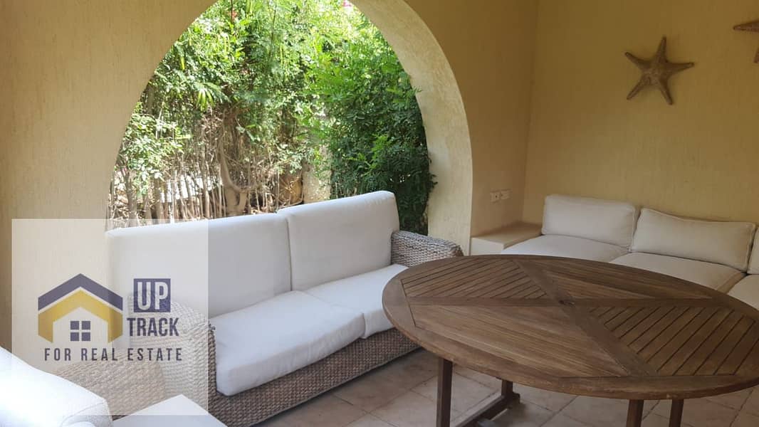 Standalone villa for sale in Costa del Sol, North Coast, ground floor with garden. - Widok 3