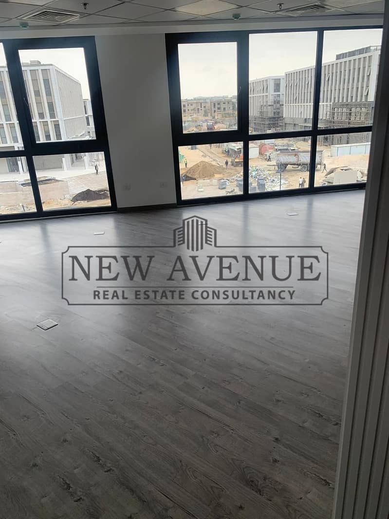 Accessible Prime location Adminstrative office 117 sqm for rent at Mivida South 90 New Cairo - Widok 5