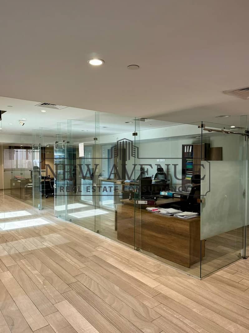 Admin Office 1300 sqm in bavaria town fully finished on ring road infront of morshedy group can be fully furnished - Widok 3