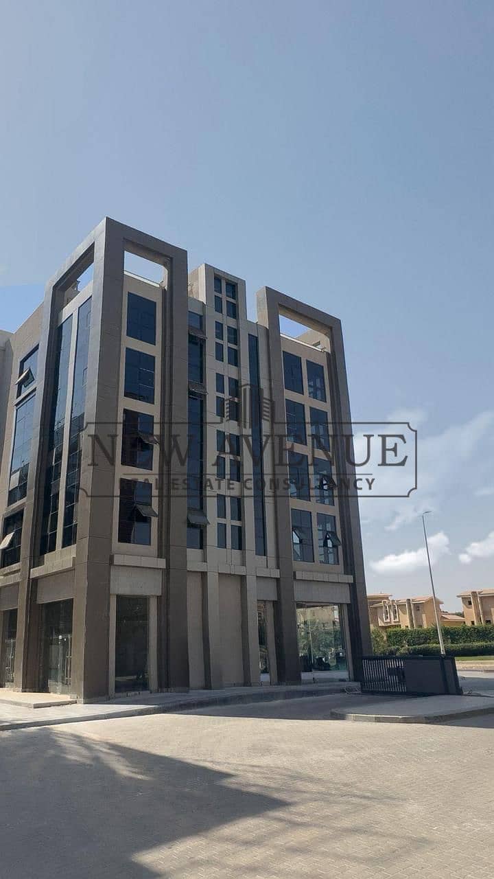 Admin Office 176sqm with underground Parking for Rent at el jazzi project New Cairo - Mehr