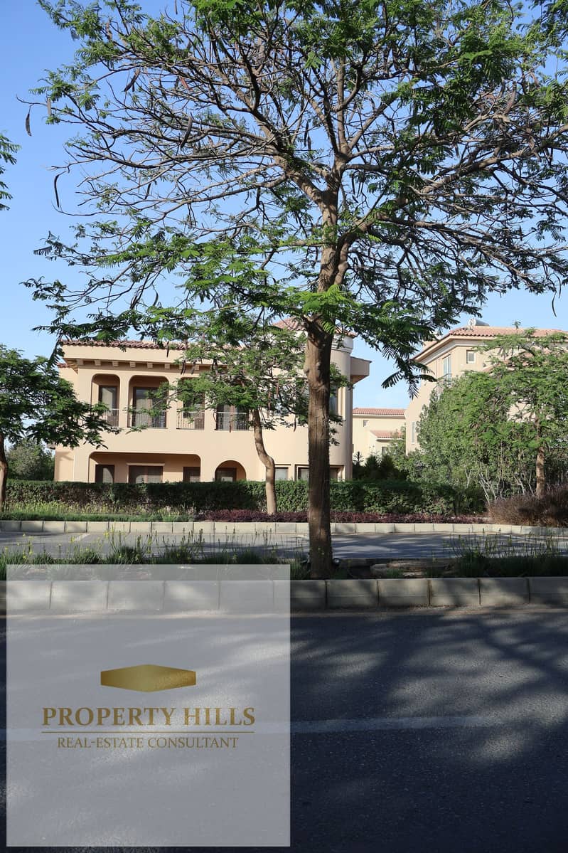 Standalone Resale Villa in Hyde Park 350 m 4 Bedrooms in Hyde Park, Fifth Settlement New Cairo - Daha fazla
