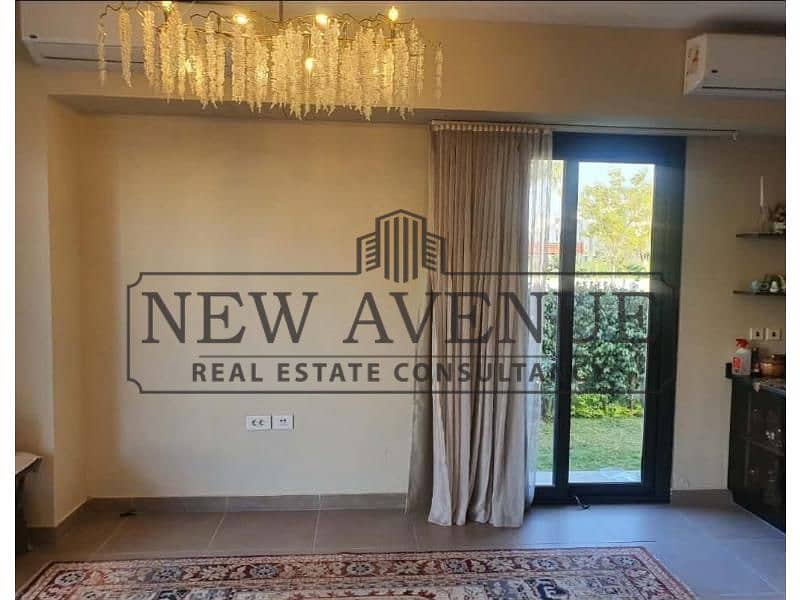 Town house corner for sale compound Al Burouj, Imkan misr, ready to move in, luxurious finishing with kitchen and AC's direct on landscape - Widok 3