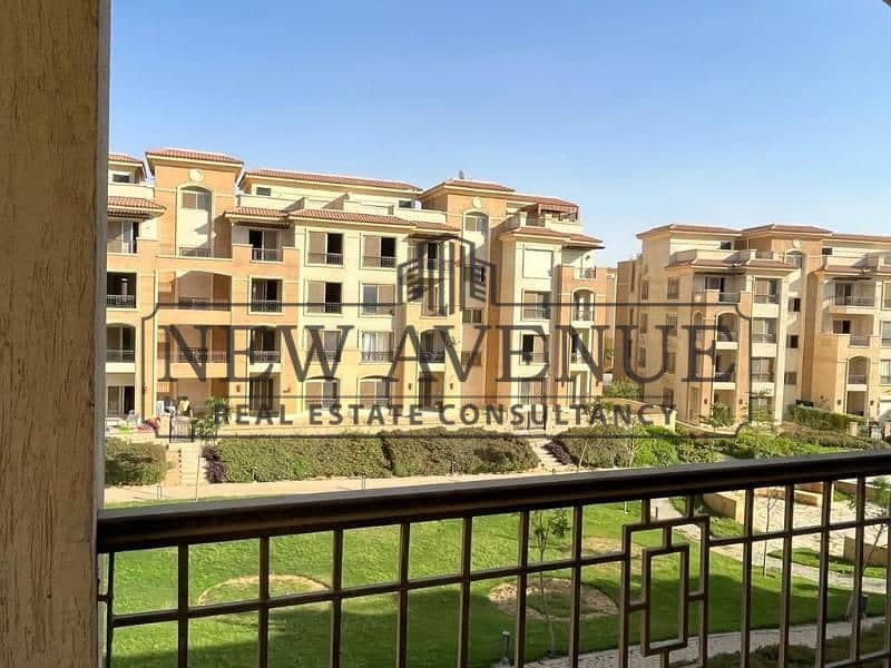 under market price Town house middle for sale at lavenir compound al ahly sabbour with open view under market price - Ansicht 3