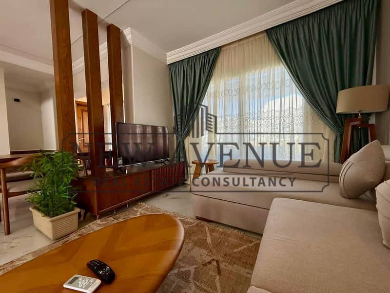 Twinhouse Fully Finished and Furnished with appliances 4 Bedrooms Prime Location Direct on Pool & Landscape Below market price - Widok 5