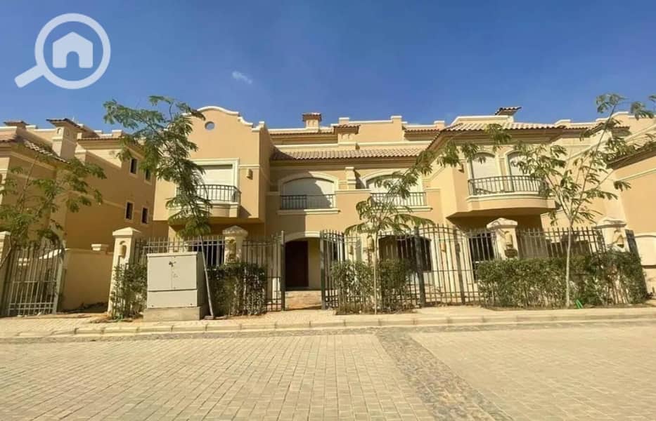 Twin House Villa for sale Ready To Move prime location at Compound La Vista El Patio 3 Near Al-Rehab -New Cairo - Widok 2