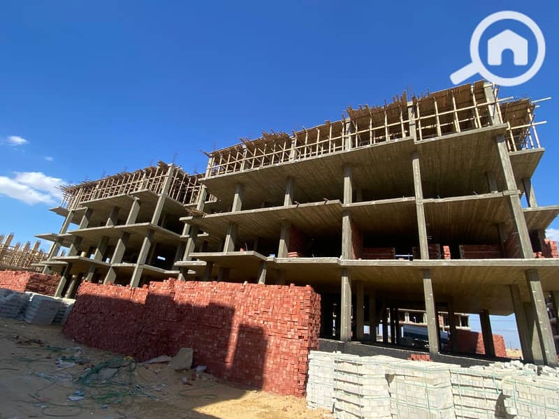 nearest delivery in new zayed lugar compound gates development installments over 12 years prime location infront of sphinx airport - Ansicht 3
