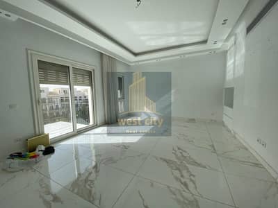 بنتهاوس 4 غرف نوم للايجار في الشيخ زايد، الجيزة - IMG-20260301-WA0052. jpg