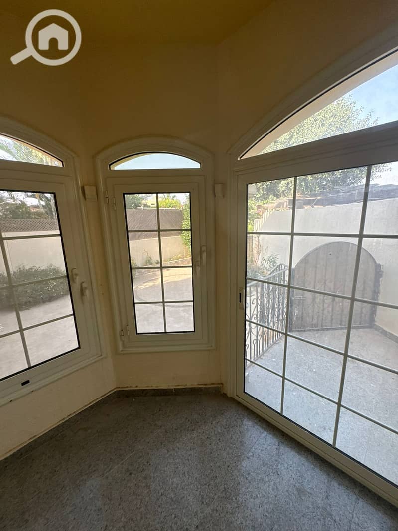 Villa with kitchen for rent inside Flowers Compound in New Cairo at a bargain price - Widok 2