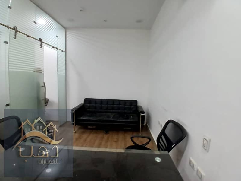 Office for Rent in the Banking Complex – Fully Finished & Ready to Operate Immediately, Prime Location, Special Finishing, 30 sqm, Fully Furnished wit - Ansicht 4