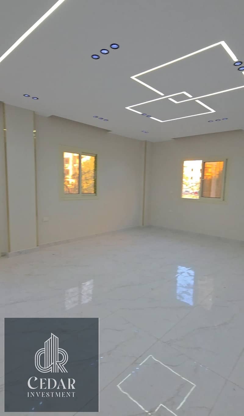 Apartment for sale in the 7th District, Sheikh Zayed, very prime location, 200 meters, steps from Zayed 3 entrance and Dahshur Link - Ansicht 2