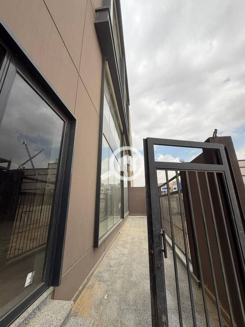 Warehouse for sale in Fifth Settlement Industrial Area. Land area 650 sq m. Fully built (basement, ground floor, first, second, and third floors). Sup - Ansicht 5