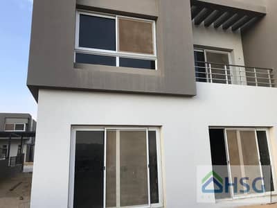 4 Bedroom Townhouse for Sale in Sheikh Zayed, Giza - WhatsApp Image 2026-04-27 at 2.24. 13 AM (2). jpeg 4 Bedroom Townhouse for Sale in Sheikh Zayed, Giza - WhatsApp Image 2026-04-27 at 2.24. 13 AM (2). jpeg