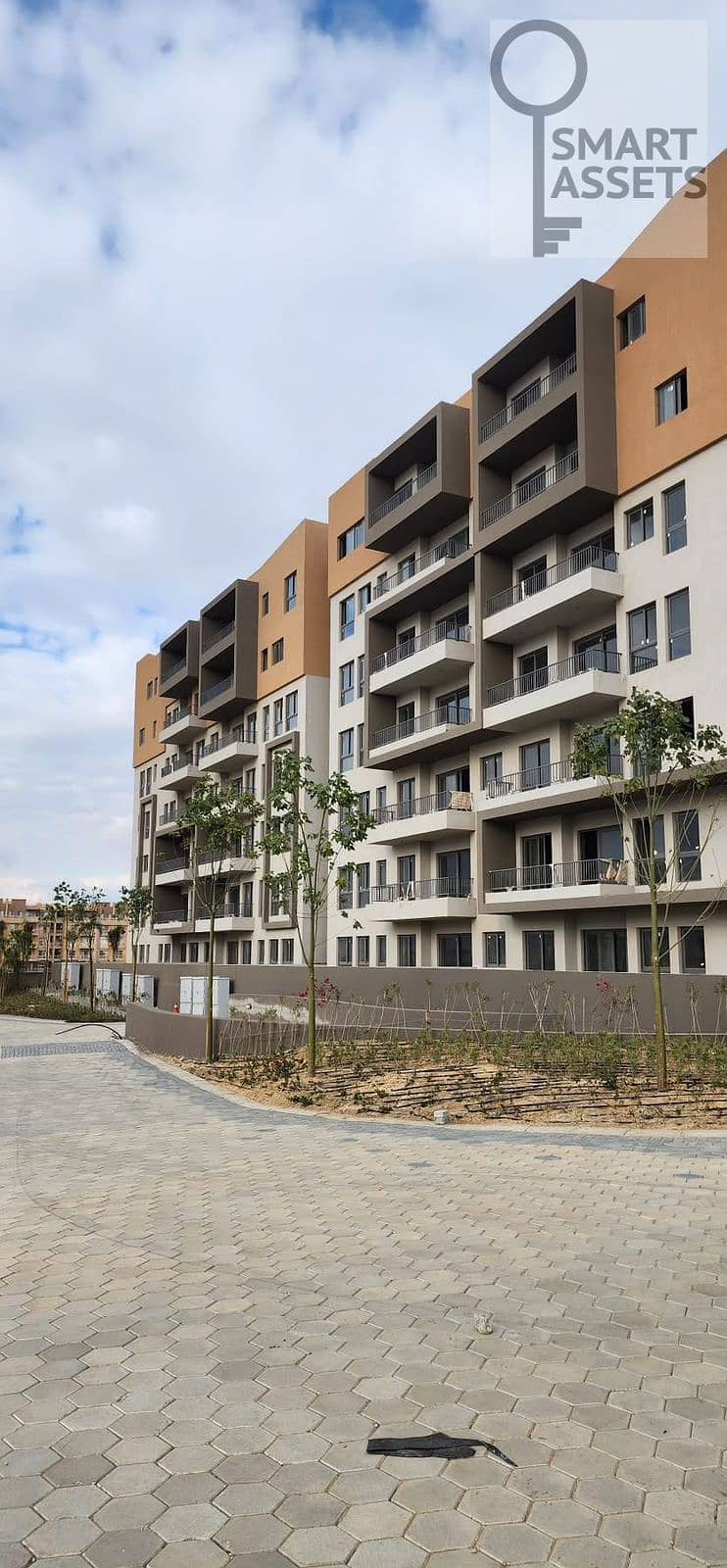 Ready Apartment for Sale in Bloomfields New Cairo - Widok 2