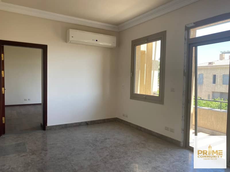 Townhouse for rent in Allegria Sodic West Compound, Fully equipped kitchen with washing machine, refrigerator, and stove. Air conditioning in all room - Ansicht 5