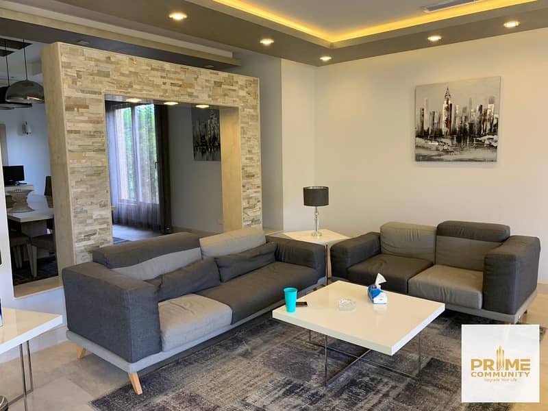 Villa for sale in Gera Compound, Sheikh Zayed, Ultra-modern finishing, fully furnished. - Ansicht 4