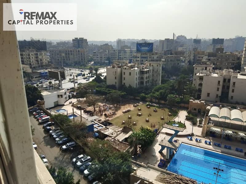 For lovers of upscale living, luxury, and investment, a distinctive apartment for sale in the heart of Roxy Square. - Widok 3