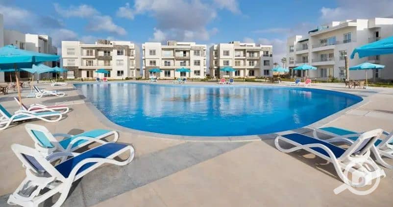 Fully finished chalet for sale, directly on the sea, in a strategic location in Ras El Hekma, North Coast, within “You’d” - Widok 3