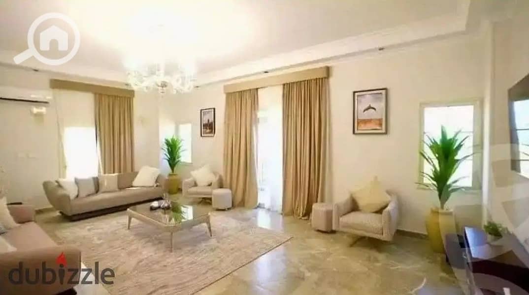 For quick sale: a fully finished villa (502 sq m) at a price lower than its original price. Immediate turnkey delivery directly on the sea in Zahia Co – další