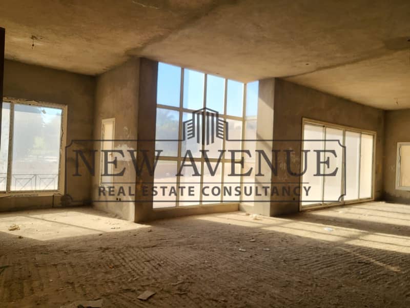 Standalone Ready to Move with Huge Land Area - Widok 4