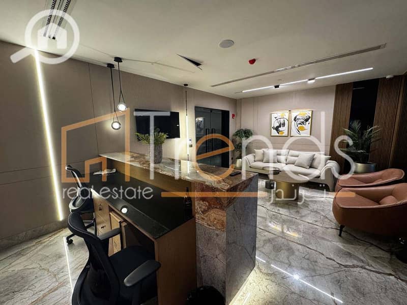 Luxurious Furnished office for rent in a prime location in New Cairo – South 90 Road, near the American University in Cairo (AUC) – pohled 3