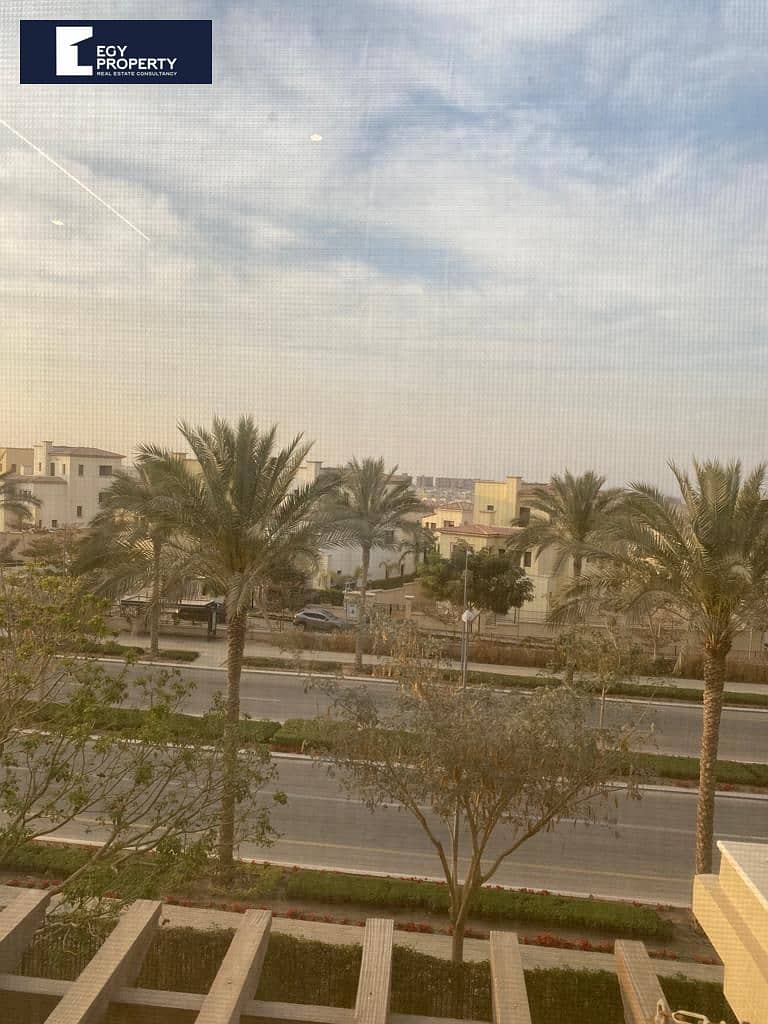 With a Prime View Fully Finished and Furnished Apartment for Sale in Uptown Cairo - Mokattam - Więcej