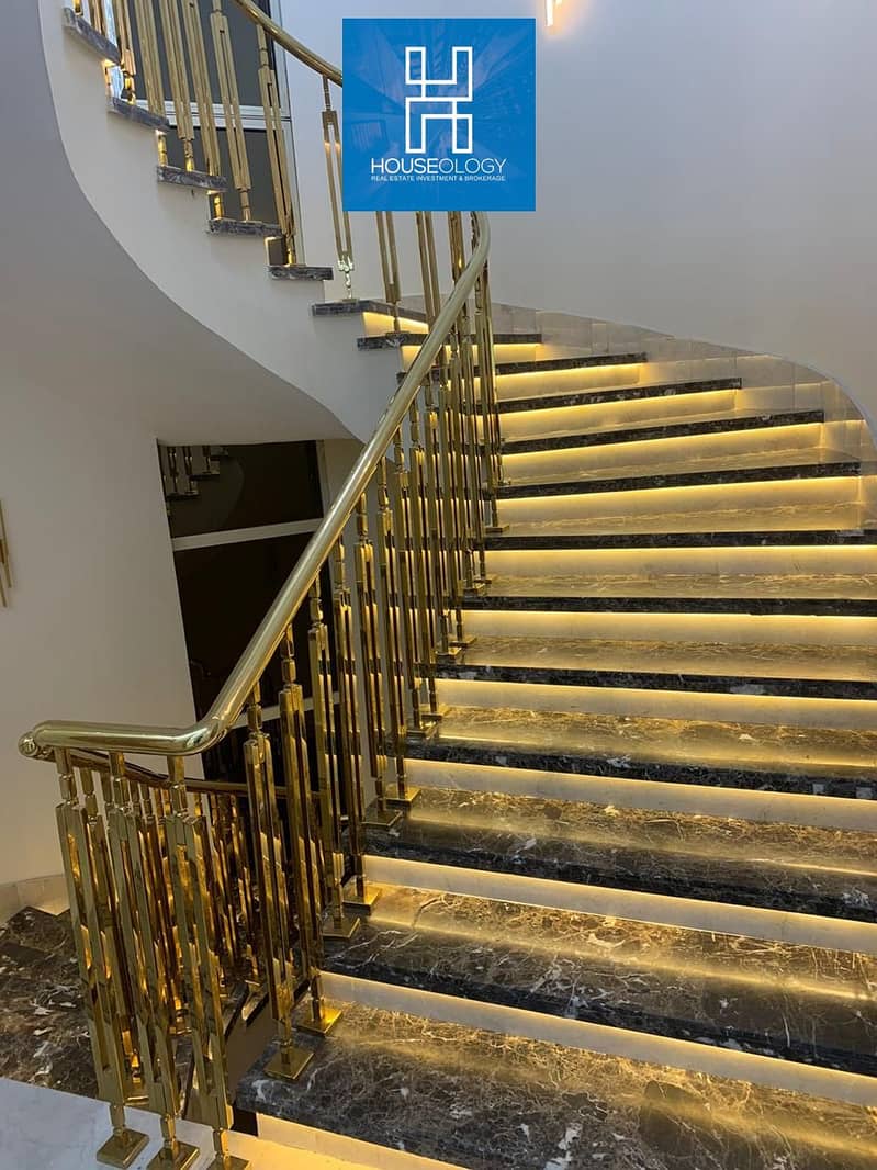 A fully finished resale villa in front of Al-Rehab, in the best compounds of the region, ready for immediate delivery. - Mehr