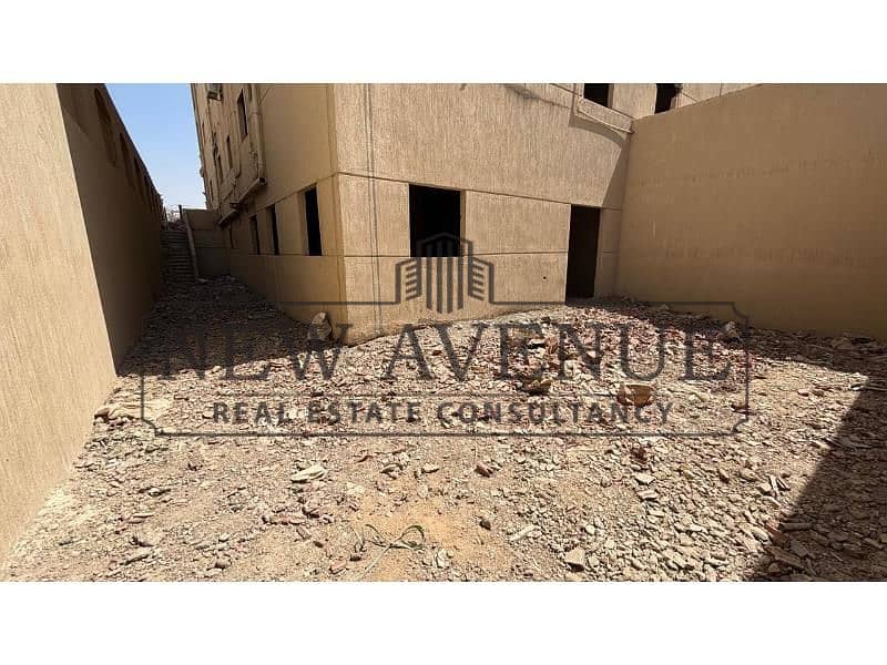 Huge garden duplex 3 Bedrooms include 1 master 4 Bathrooms Core & Shell Tamr hena prime location - Widok 5