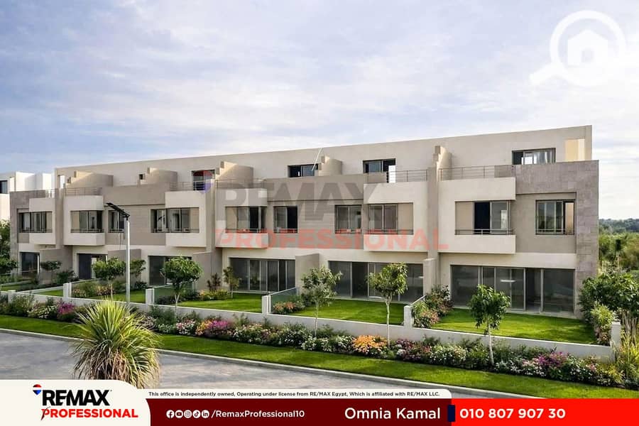 Open view of the plaza Townhouse villa in Palm Hills, Alexandria - Widok 6