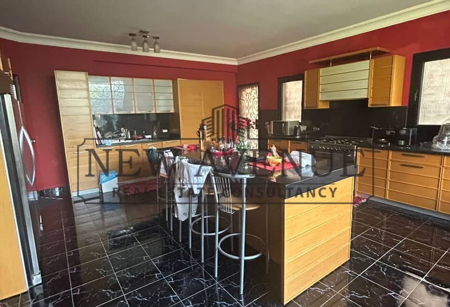 Standalone Villa for sale at Narges district 2 New Cairo Very prime location Bahary Greenery view Fully finished AC’s kitchen furniture Big Terrace - Widok 6