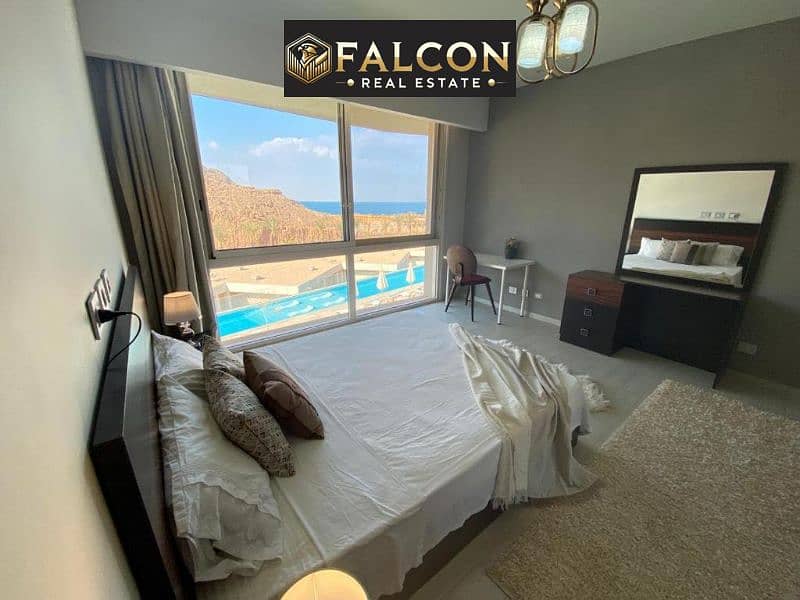 Chalet for sale, one shot (two rooms with a master room +2 bathrooms), panoramic sea view in Ain Sokhna - Widok 4