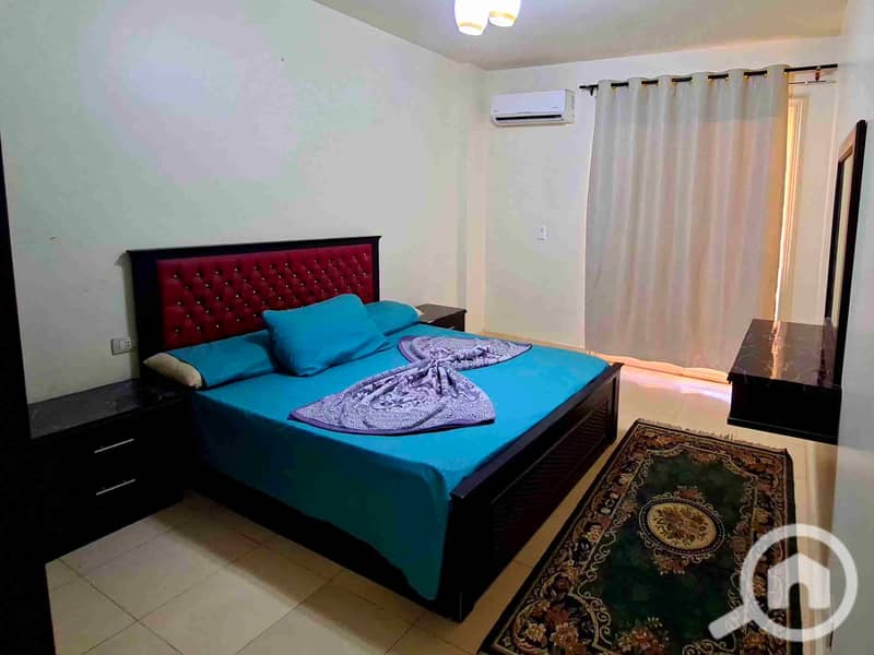 Large chalet with 3 rooms and 2 bathrooms for rent in the best location in La Sirena Mini Egypt - Vista 5