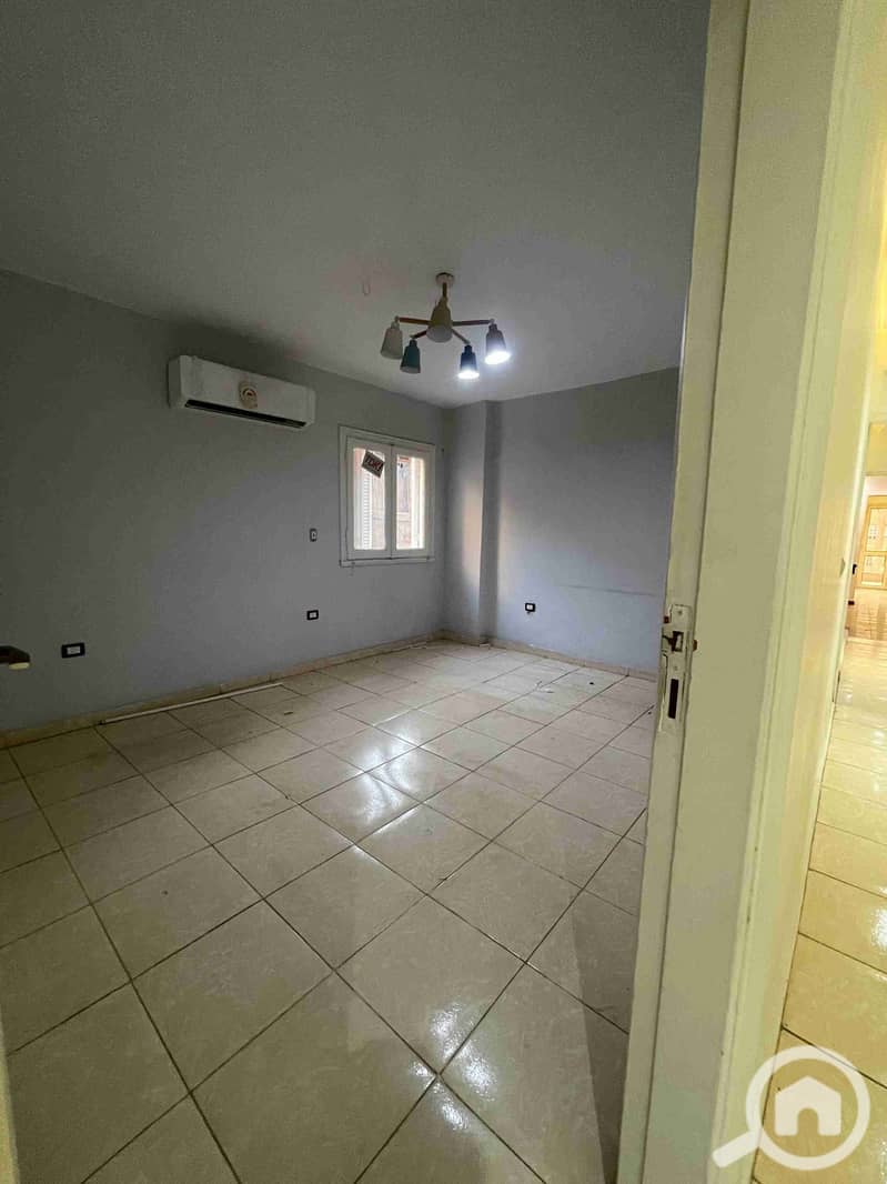 Office for rent: a whole floor with two apartments on a parallel street to Nasr Road, Nasr City, 600m, first use, licensed for administrative purposes. - Widok 3