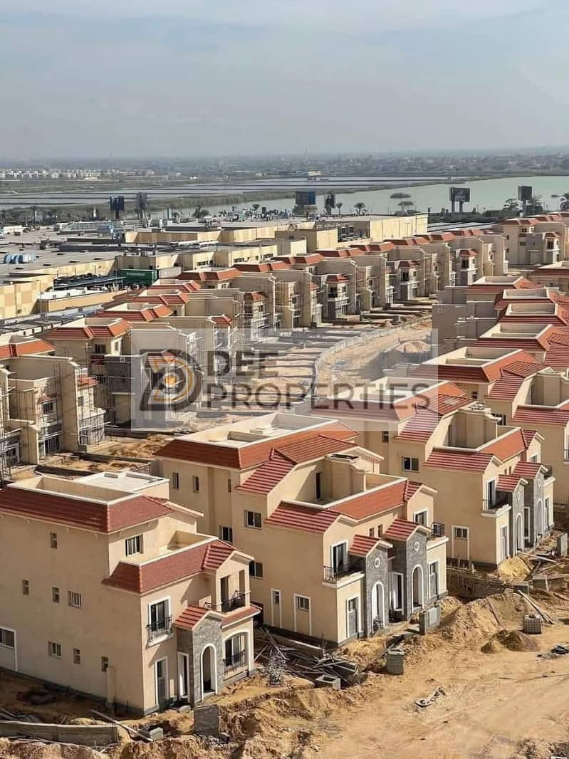 Townhouse in Saudi Arabia, Egyptian style, lake view, 280 meters, prime location, immediate delivery - Widok 2