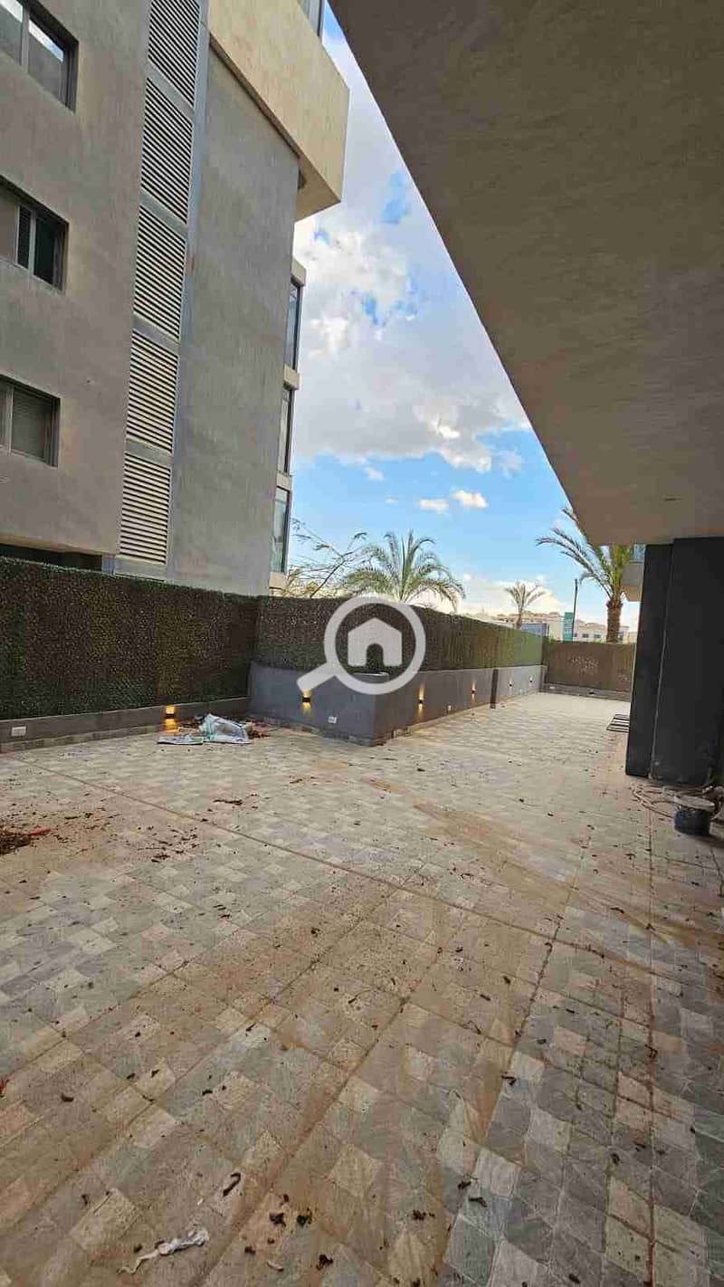 Apartment for rent in a compound near the Golden Square, Sun Capital, the tourist capital, next to the Egyptian Museum, Al-Fayoum Road, Al-Wahat Road, and Dreamland, ground floor with a garden, 120 m - Ansicht 4