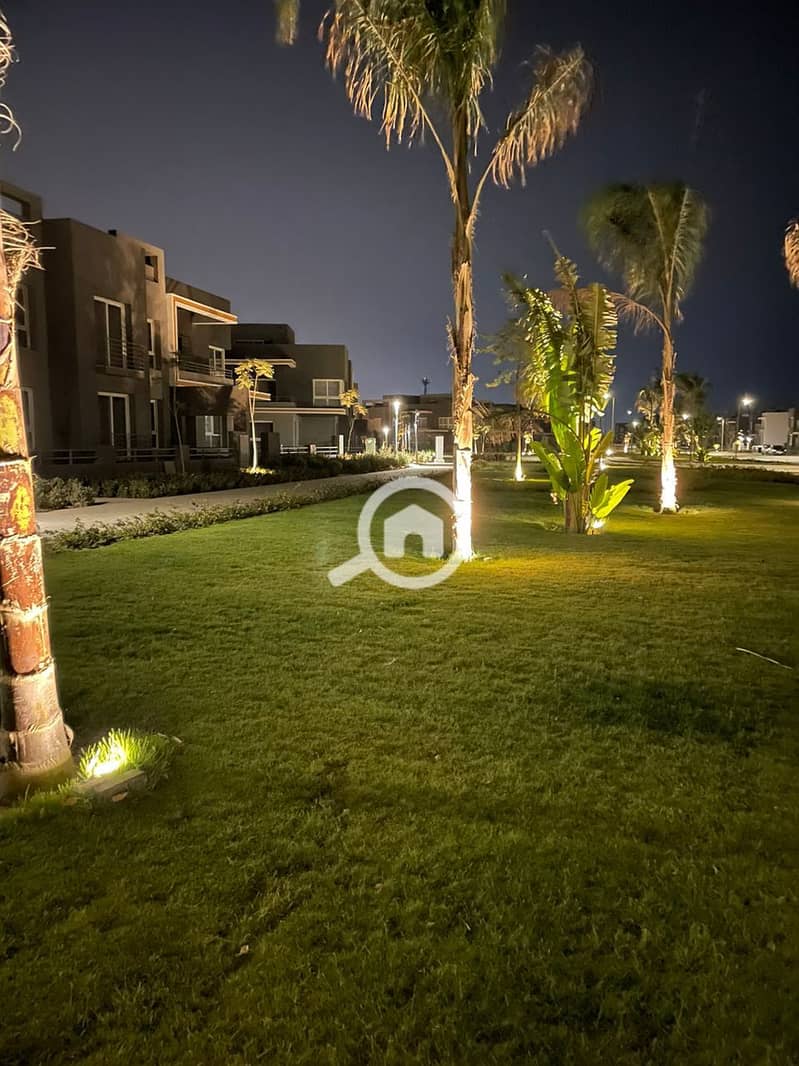 A distinctive 125-square-meter ground-floor apartment with 3 bedrooms and a garden is available for rent in Kayan Badr El Din Compound - Ansicht 4