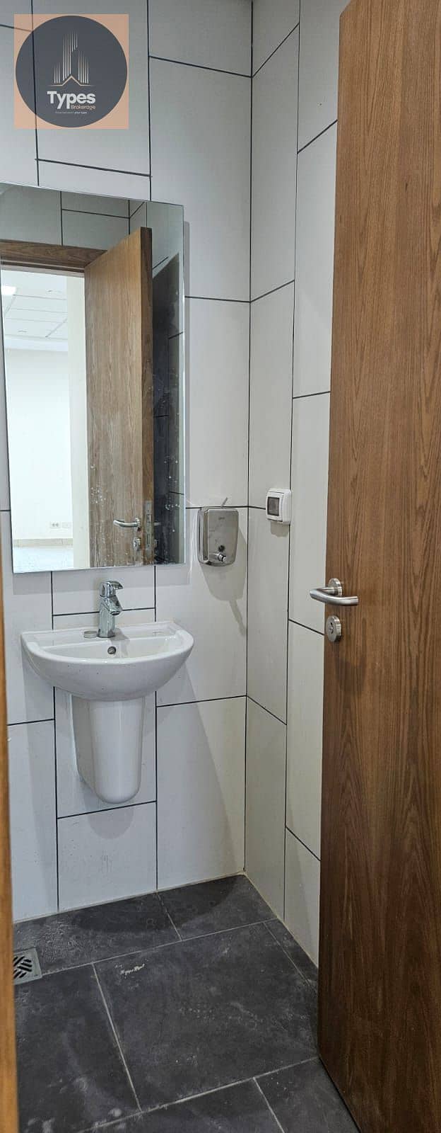 Clinic for rent, 80 square meters, in Westown Sodic, two minutes from the Desert Road, next to Al-Gria and Beverly Hills - Altro