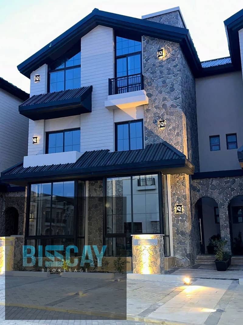 Townhouse in a prime location in The Mark Prime Location Compound Fifth Settlement – pohled 2