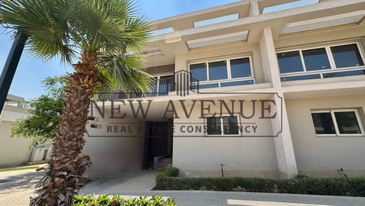 5 Bedroom Townhouse for Sale in 6th of October, Giza - WhatsApp Image 2025-08-05 at 2.42. 27 PM (3). jpeg 5 Bedroom Townhouse for Sale in 6th of October, Giza - WhatsApp Image 2025-08-05 at 2.42. 27 PM (3). jpeg