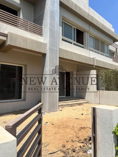 3 Bedroom Townhouse for Sale in Shorouk City, Cairo - WhatsApp Image 2026-04-28 at 4.44. 54 PM. jpeg 3 Bedroom Townhouse for Sale in Shorouk City, Cairo - WhatsApp Image 2026-04-28 at 4.44. 54 PM. jpeg