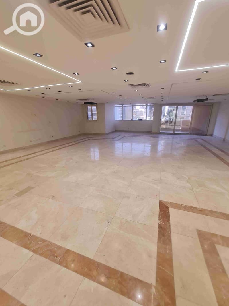 10 1000227627. jpg