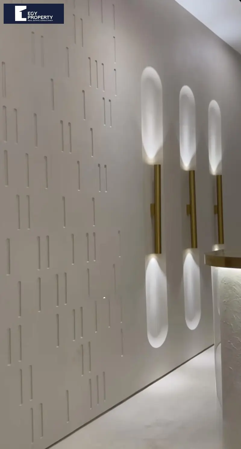 Clinic For Sale In The Hub Water way New Cairo Super Lux By Lowest Price - Més