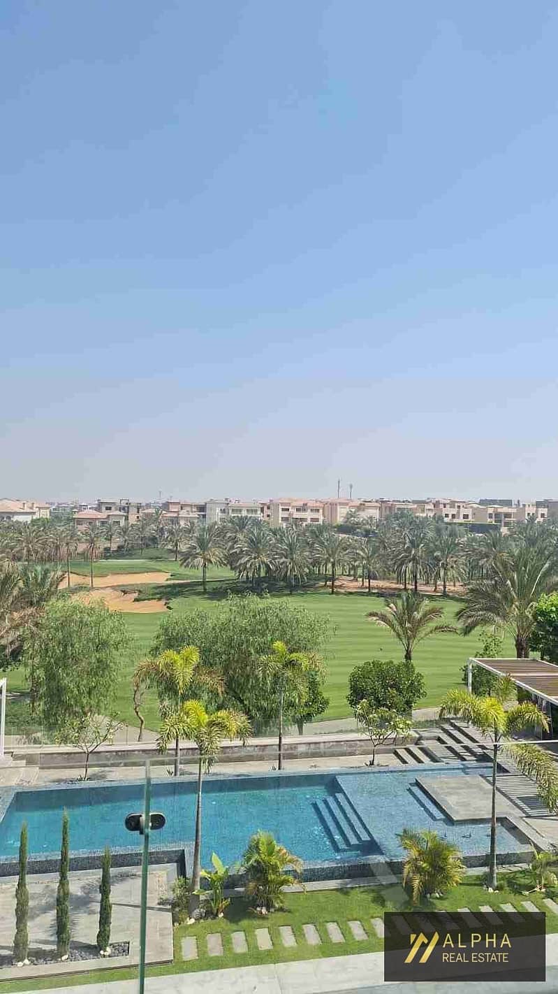Furnished Apartment for Rent in Katameya Dunes featuring a direct golf view in a prime location within a prestigious community offering privacy tranquility and easy access to all services - Widok 2