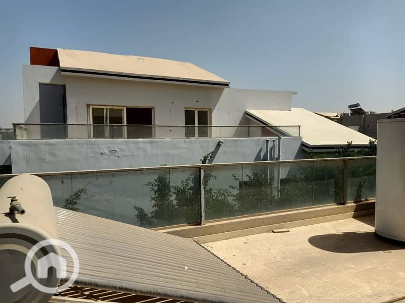 villa for sale lake west 4 compouned semi finished special space - Veduta 3