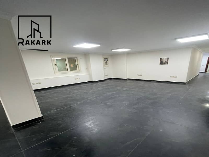 Air-conditioned administrative headquarters of 300m in Nasr City on Makram Ubeid | Administrative license - Mehr