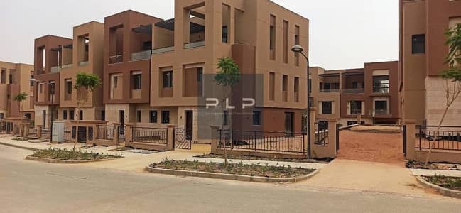 4 Bedroom Townhouse for Sale in New Cairo, Cairo - b3c62b28-4bd3-4054-a26f-87ac48ce3588. jpeg
